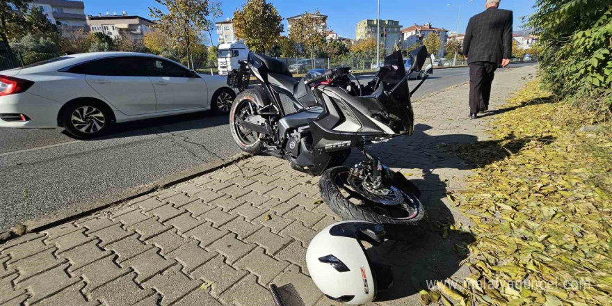 Motosikletler çarpıştı: 2 yaralı