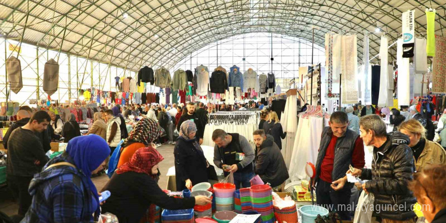 Mudanya Giyim Pazarı dolgu alanına taşındı