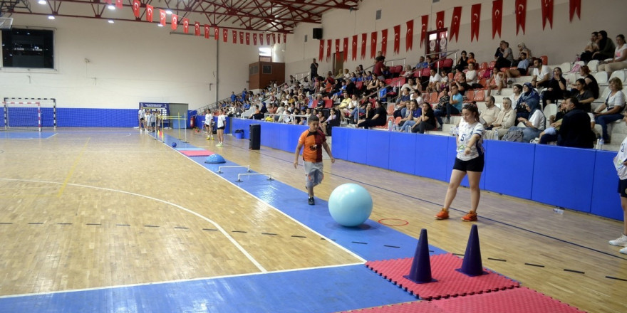 Mudanya’da minik sporcular hünerlerini sergiledi