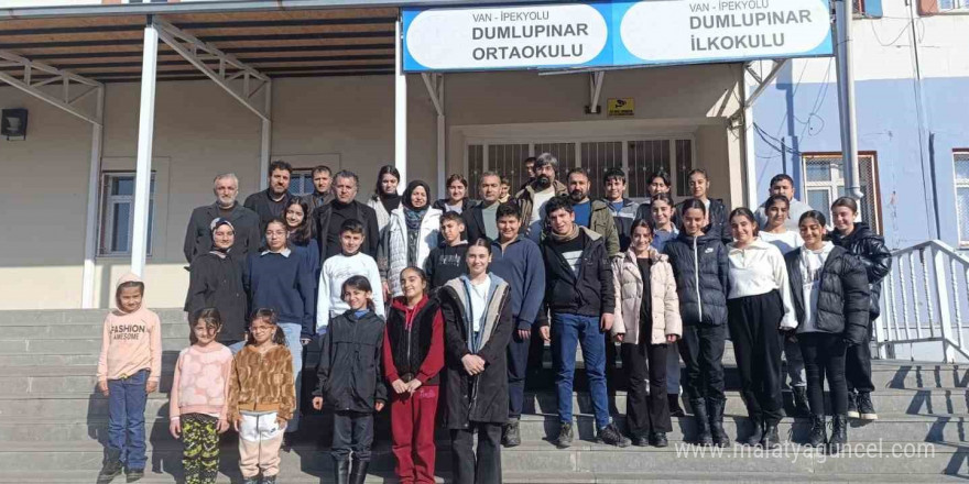 Müdür Yeşilova’dan okul ziyaretleri