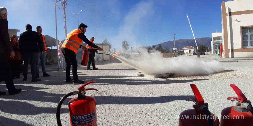 Mudurnu Devlet Hastanesi’nde deprem ve yangın tatbikatı