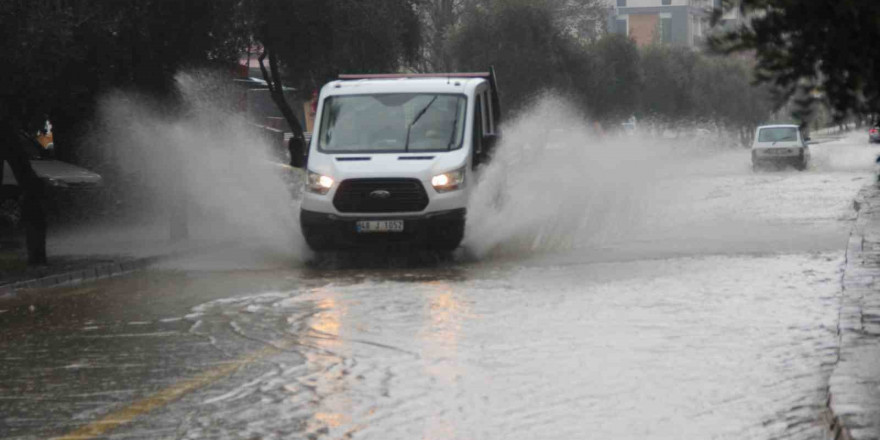 Muğla kıyı bölgelerine şiddetli yağış uyarısı