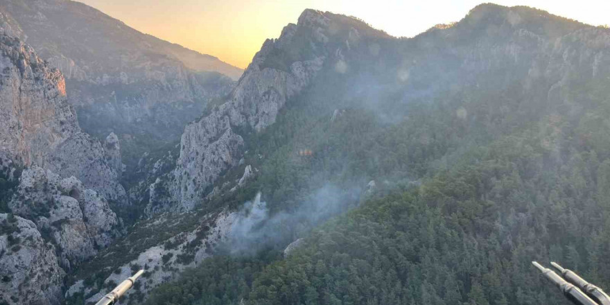 Muğla’daki yangında soğutma çalışmaları sürüyor