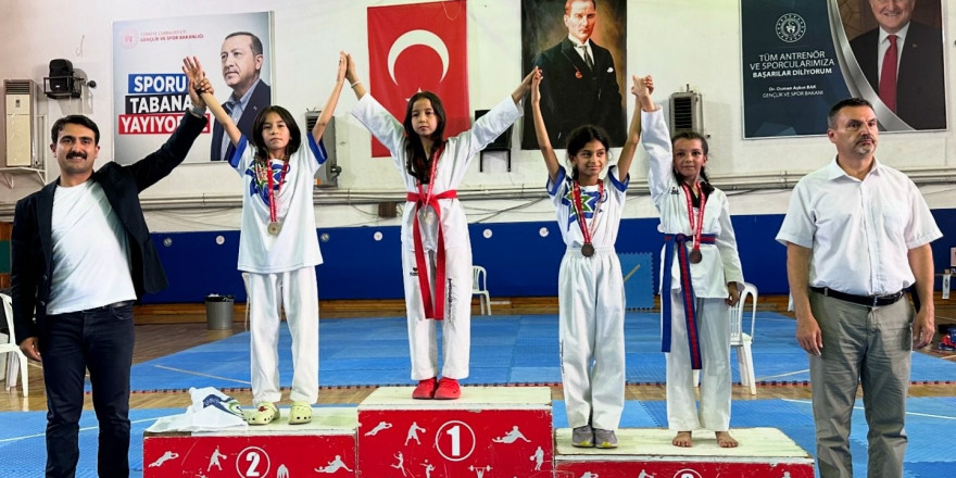 Muğlalı şampiyon minik taekwondocular Sivas yolcusu