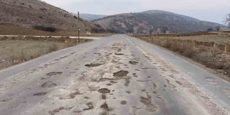 Muhtarların ve çevre sakinlerinin yol tepkisi