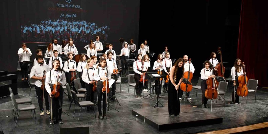 Muhteşem çocuklar, Çocuk Hakları Günü için sahneye çıktı