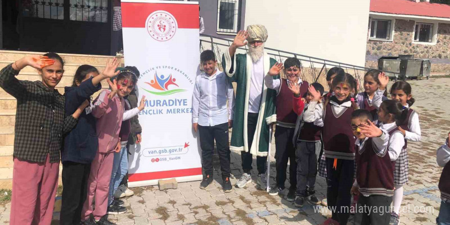 Muradiye’de “Merkezim Her Yerde” etkinliği