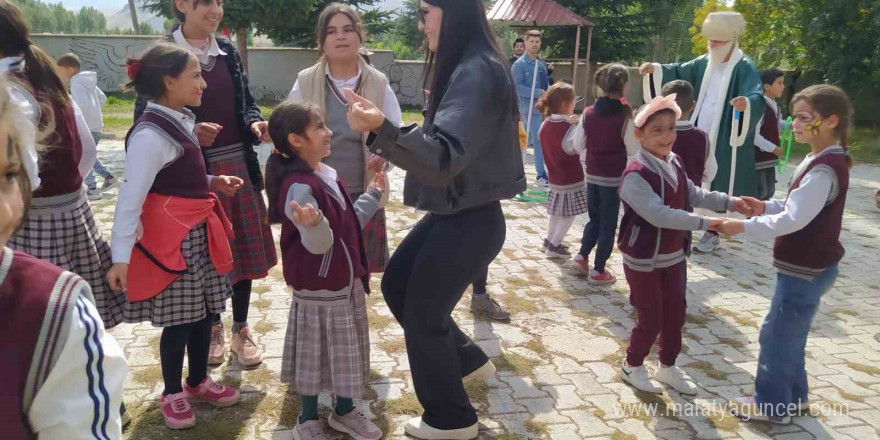 Muradiye’de “Merkezim Her Yerde” etkinliği