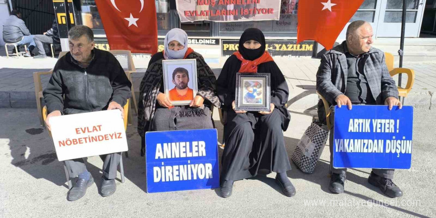 Muşlu ailelerin evlat nöbeti sürüyor