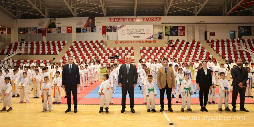 Muş’ta 400 sporcu için kuşak terfi töreni düzenlendi