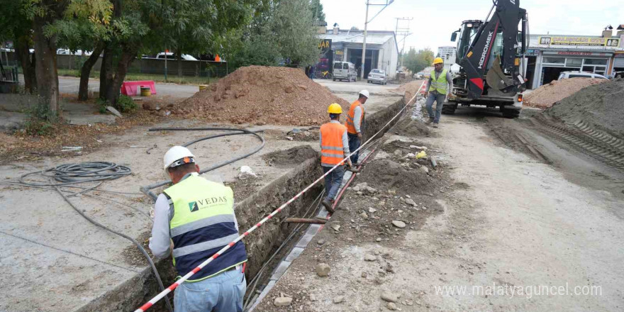 Muş’ta elektrik şebekesi yer altına alındı