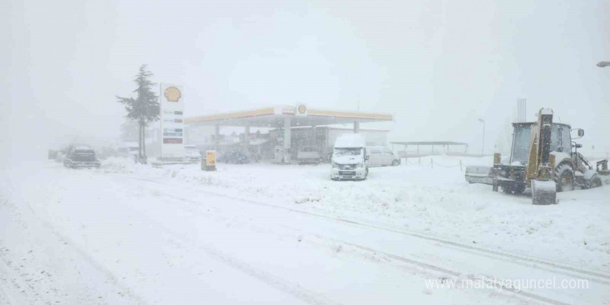 Mut Sertavul geçidi ulaşıma kapandı