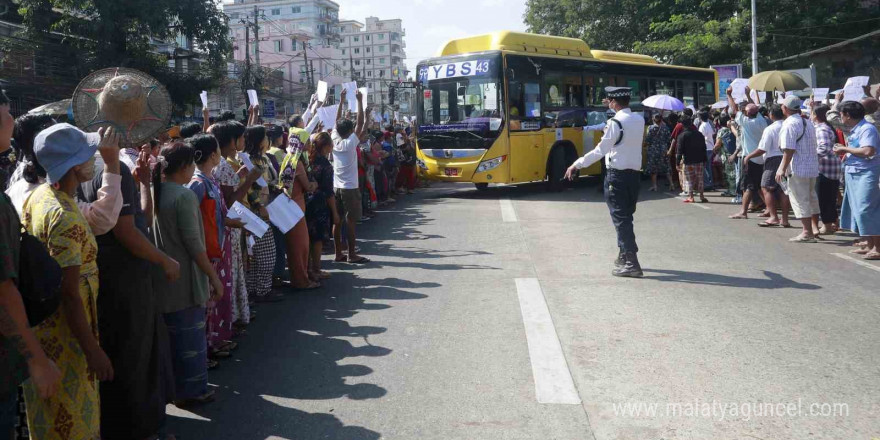 Myanmar’da 5 bin 864 mahkuma af