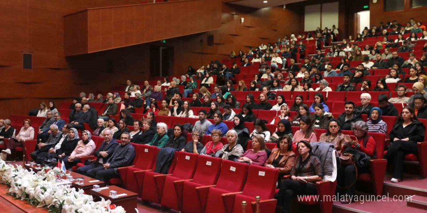 Nail Van: 'Emekliler Türkiye için katma değer sağlıyor'