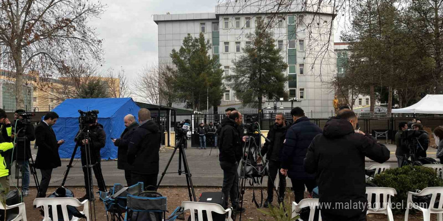 Narin Güran cinayeti davasında ikinci duruşmaya basın mensuplarından yoğun ilgi