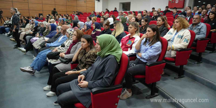 Narkotik polisinden annelere uyarı: 'Çocuklarınız bu kelimeleri söylüyorsa kulak kabartın'