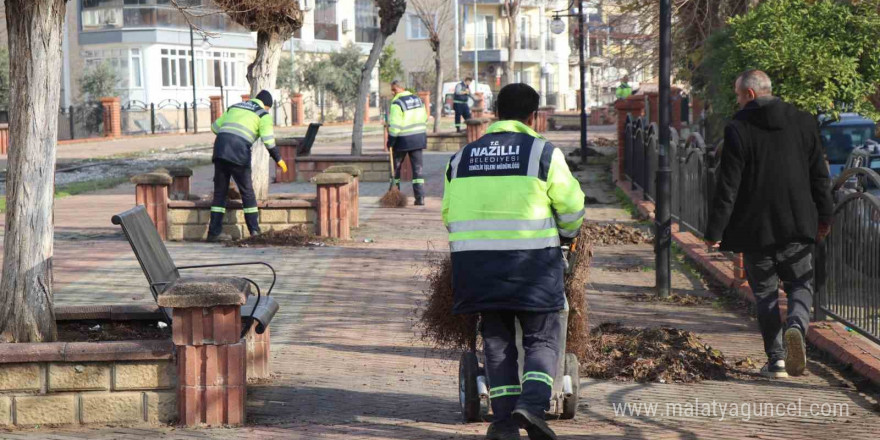 Nazilli Belediyesi yürüyüş yolu ve parkları bakıma aldı