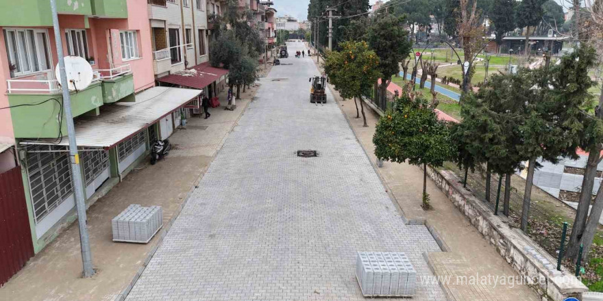 Nazilli Belediyesi’nden, 268 sokakta yol yenileme çalışması