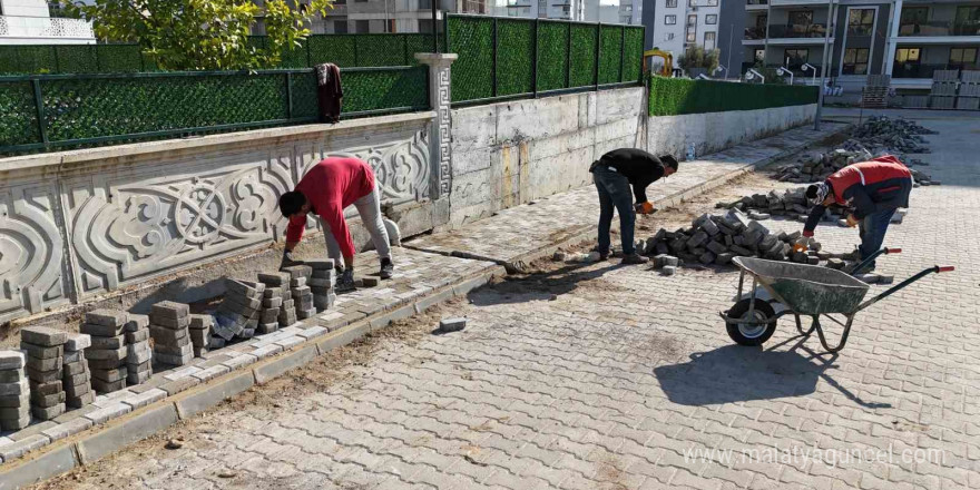 Nazilli sokaklarında kaldırım çalışması başlatıldı