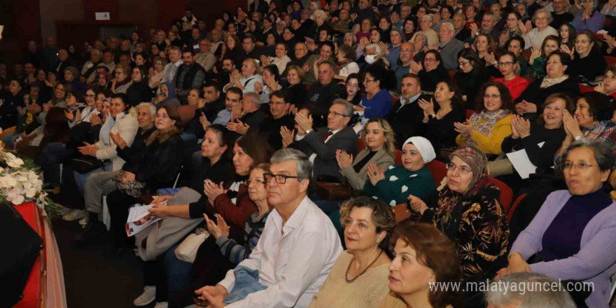 Nazilli yeni yıla sanatla ‘merhaba’ dedi