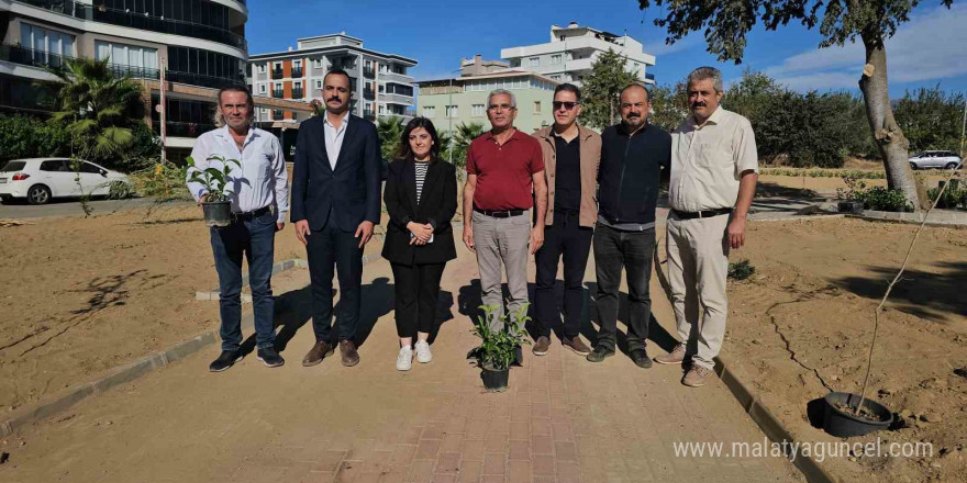 Nazilli’de fidanlar ‘Duygu Bayhan Uzlaşı Parkı’nda toprakla buluştu