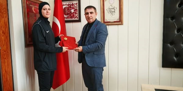 Nazillili Sporcu Elifnaz Avrupa üçüncüsü oldu