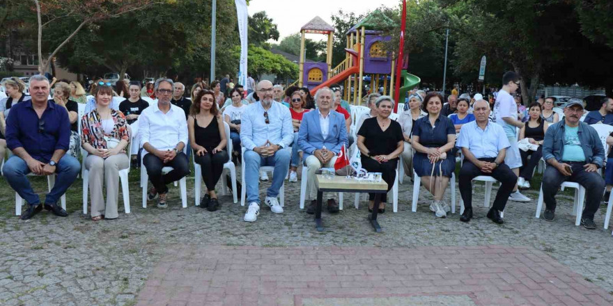 Nazım Hikmet şiirleriyle anıldı