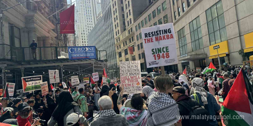 New York’ta binlerce Filistin yanlısı, İsrail saldırılarını 1. yılında protesto etti