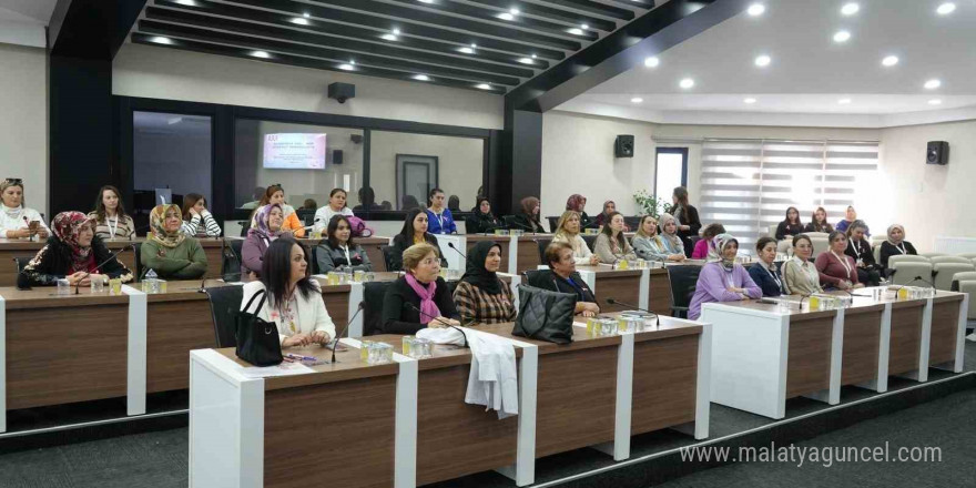 Niğde Belediyesi’nden kadın personele farkındalık eğitimi