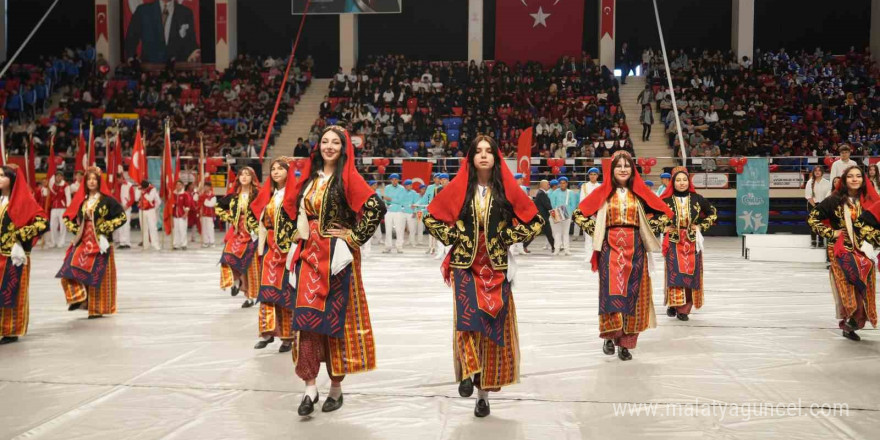 Niğde’de Cumhuriyet Bayramı coşkuyla kutlandı