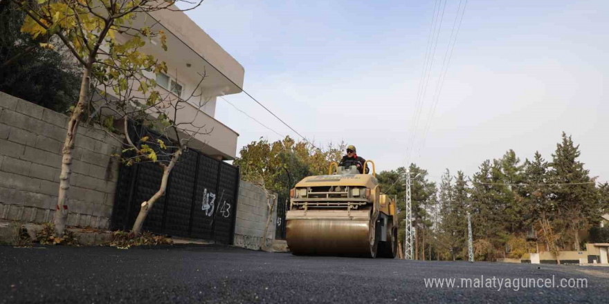 Nizip Belediyesi, merkez ve kırsalda çalışmaya devam ediyor