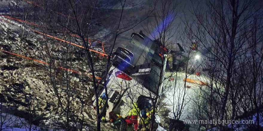 Norveç’te otobüs şarampole yuvarlandı: 3 ölü, 4 yaralı