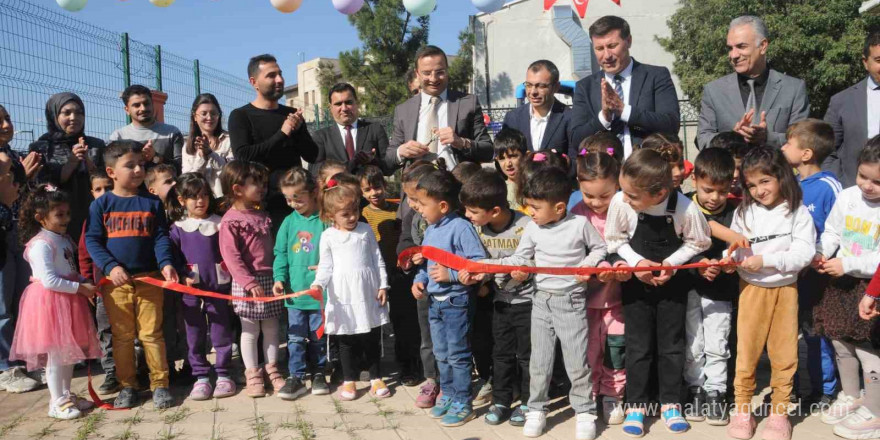 Öğrenciler istedi, kaymakam yerine getirdi