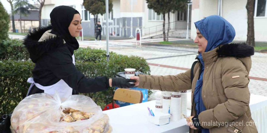 Öğrencilere sabah çorbası İnegöl Belediyesi’nden