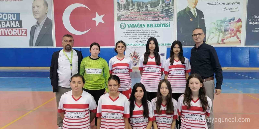 Okul sporları Futsal müsabakaları Yatağan’da başladı