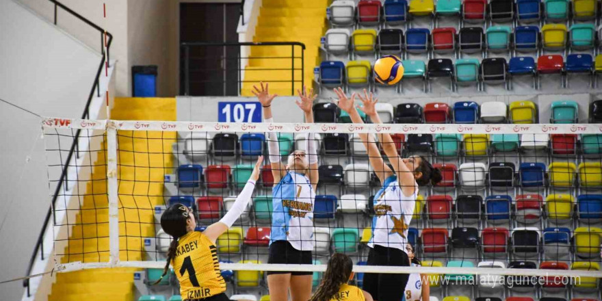 Okul Sporları Voleybol Yıldızlar grup müsabakaları başladı