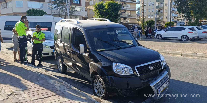 Olay yerinden kaçırılan sürücü kırık ayağının acısına dayanamayıp hastaneye gelince yakayı ele verdi