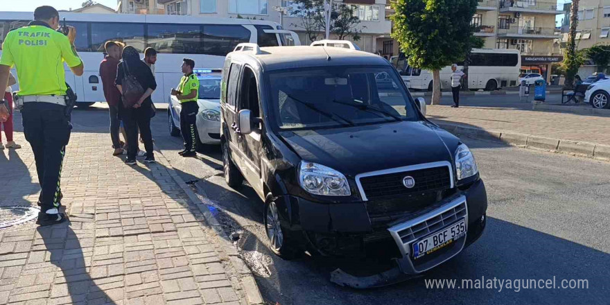 Olay yerinden kaçırılan sürücü kırık ayağının acısına dayanamayıp hastaneye gelince yakayı ele verdi