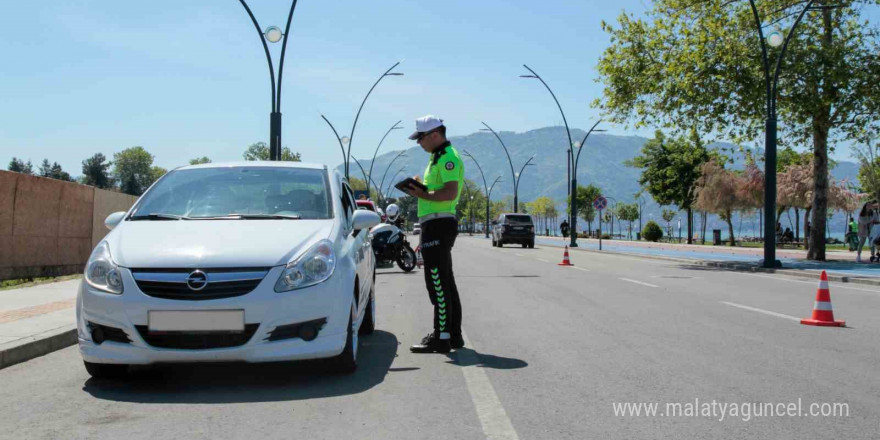 Ordu’da bir haftada 15 binden fazla araç ve sürücüsü denetlendi