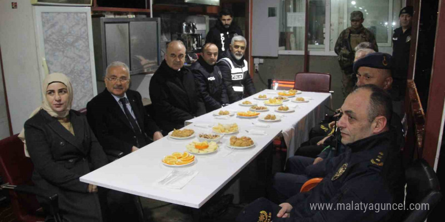 Ordu’da görevi başındaki personellerin yeni yılı kutlandı