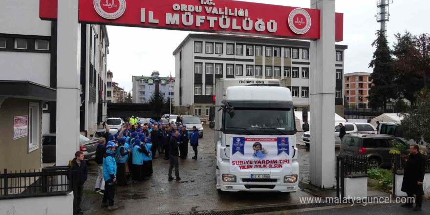 Ordu’da Halep’e 4 tır insani yardım malzemesi gönderildi