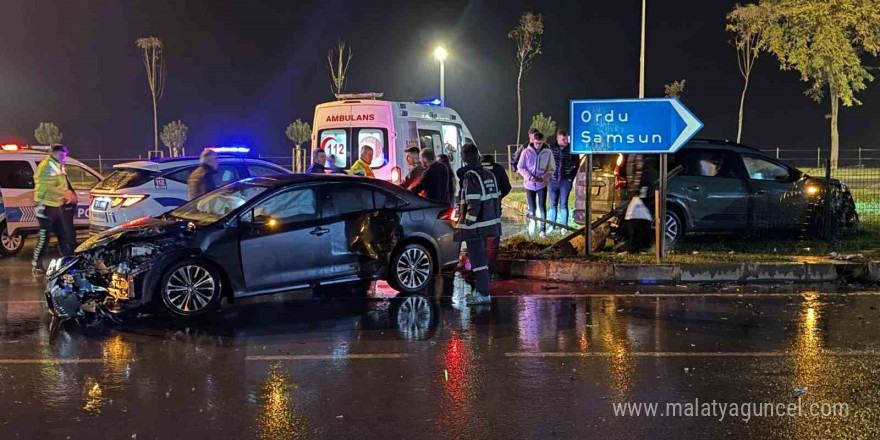 Ordu’da iki otomobil çarpıştı: 5 yaralı