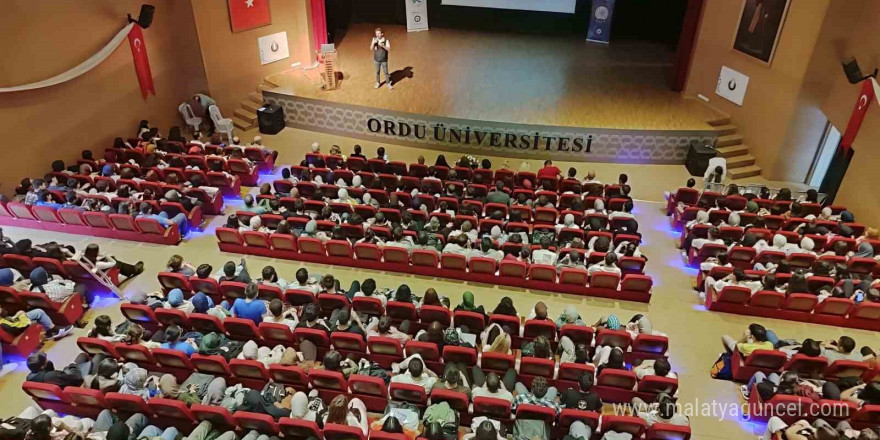 Ordu’da üniversite öğrencileri, siber suçlara karşı bilgilendirildi