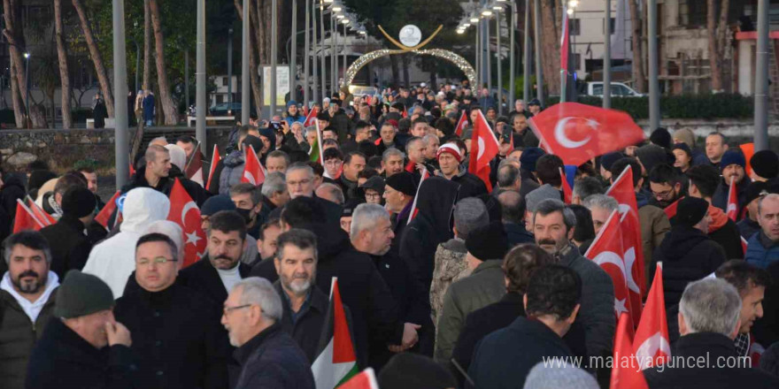 Ordu’da vatandaşlar yeni yılın ilk sabahında Gazze için toplandı