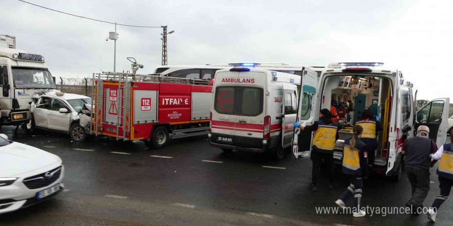 Ordu’da zincirleme trafik kazası: 6 yaralı