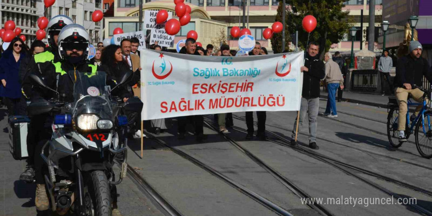 Organ Bağışı Haftası kapsamında farkındalık yürüyüşü düzenlendi