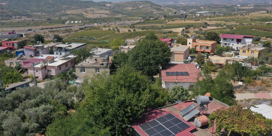 Orman köylüleri elektrik enerjilerini güneşten üretmeye başladı