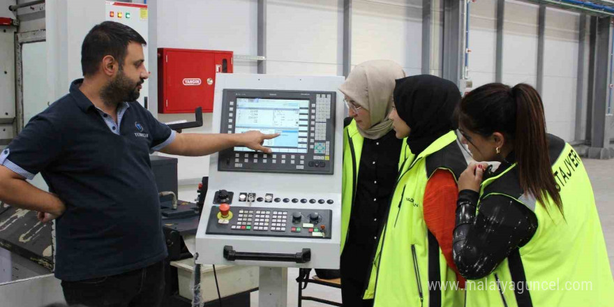 Orta Karadeniz Kalkınma Ajansı desteğiyle yetişen kadın CNC operatörleri iş başı yaptı