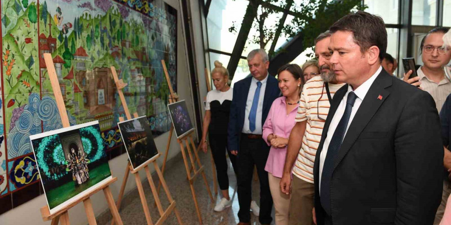 Osmangazi’de Dünya Fotoğrafçılık Günü Sergisi açıldı