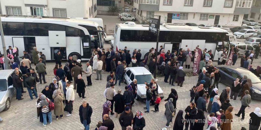 Osmaniye’de 215 kişilik umre kafilesi kutsal topraklara dualarla uğurlandı